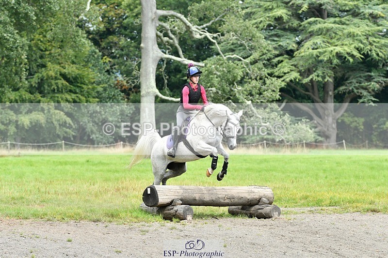 230817-132243-00958 - Theo's 1st Group - XC