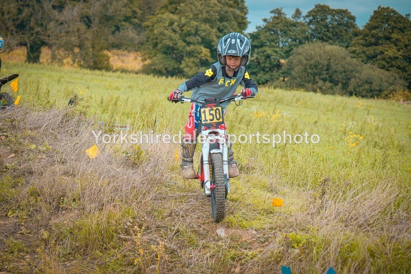 DSCF0293 - Ripon MC Trial 27/09- kids