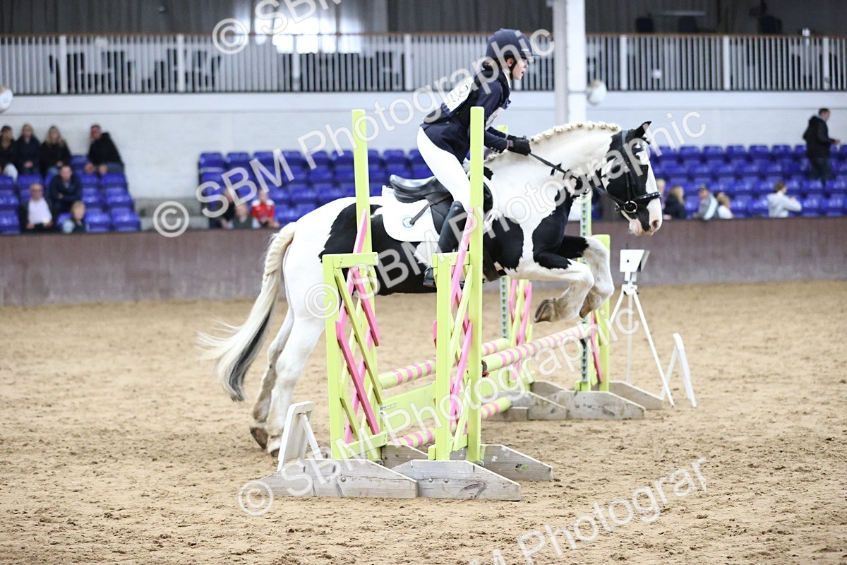 SBM_001533 - Class 5 - Henlow Veterinary Hospital 70cm