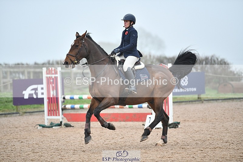 241102A-114841-04410 - SAT Cls 9 British Novice and 90cm Open