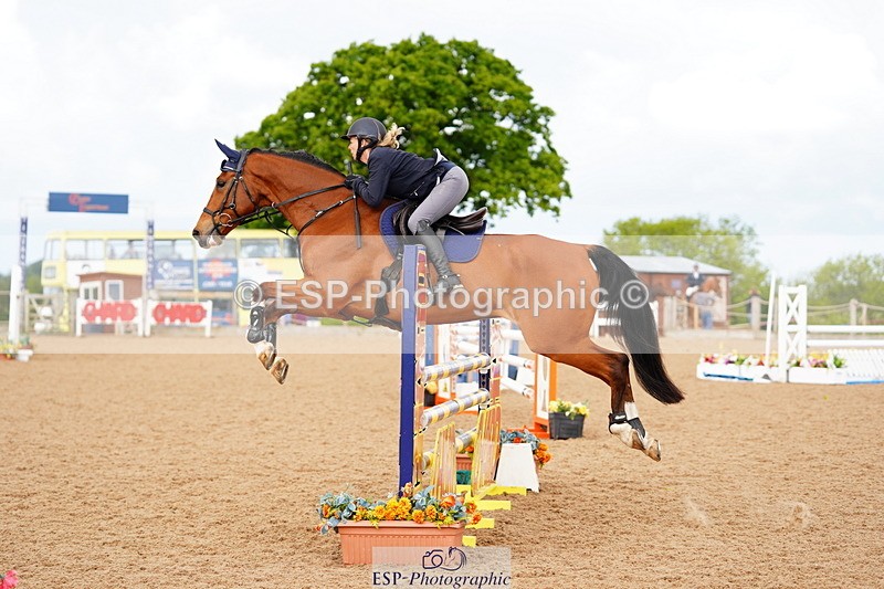 240526A-111318-07763 - Cls 26 Chard Equ 1.05m and 1.10m Grand Prix