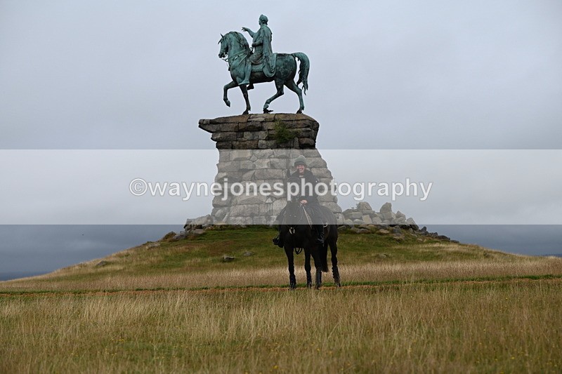 DSC_2677 - Time at Statue 12:34 to 12:56