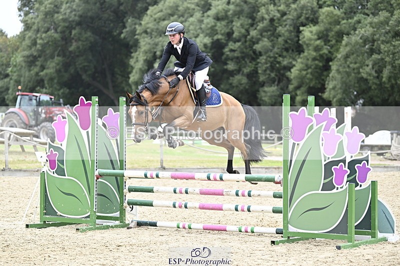 250830A-113140-05880 - Cls 21 British Novice and 90cm Open