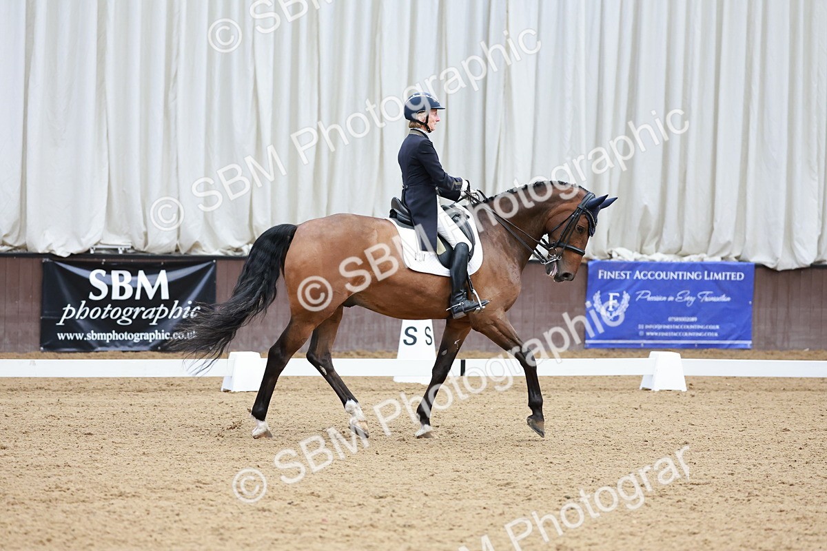 SBM_015863 - Class 5 - FEI INT II - 15.48-17.00