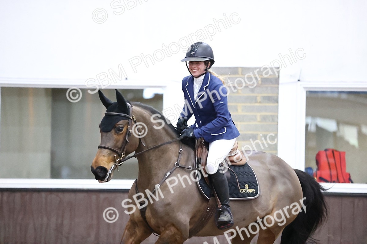 SBM_005476 - Class 17 - Senior Newcomers 1.10m