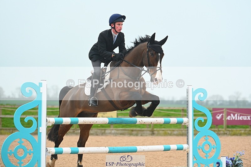 240316A-131151-03605 - Cls 15 Snr Foxhunter