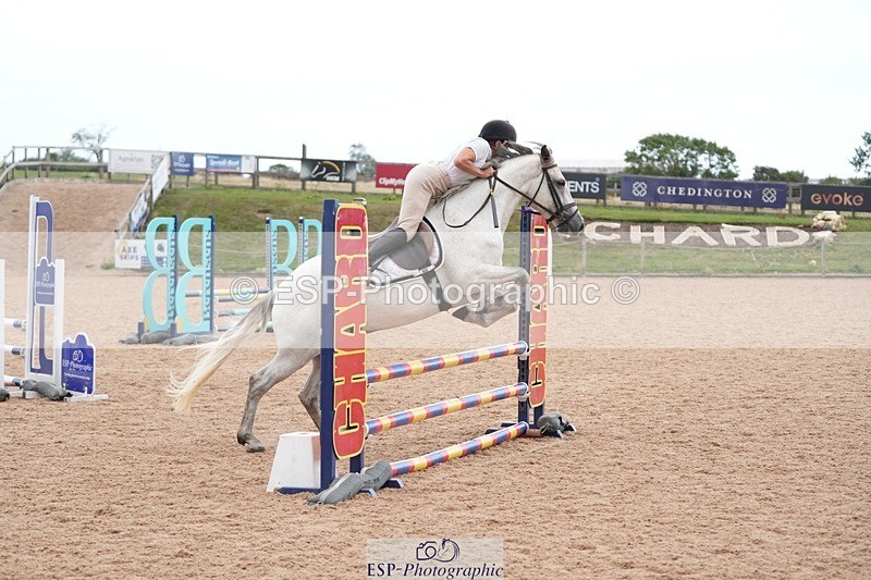 260901-162055-00187 - 70cm Classes