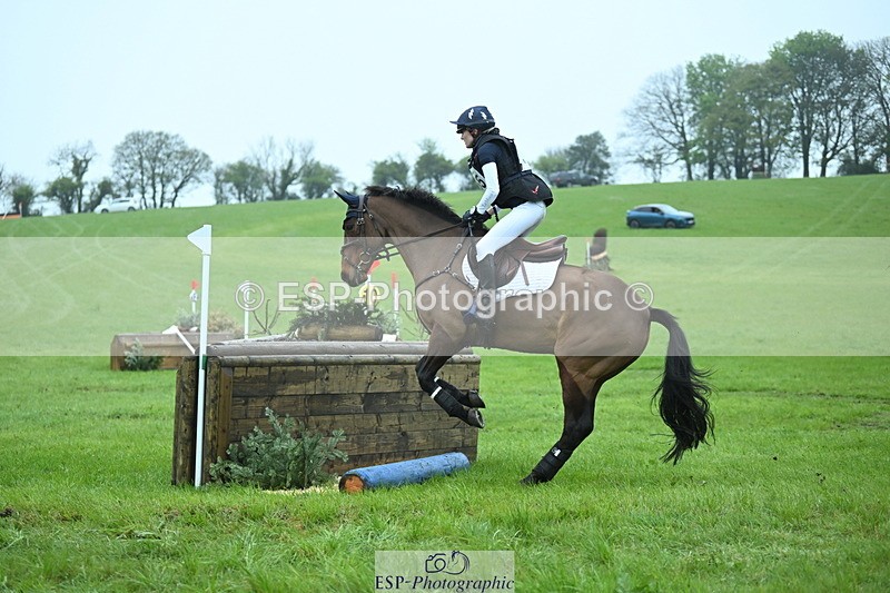 250418-160720-06748 - 355-Xanthe.Baylis-MONBEG.BY.MAGIC