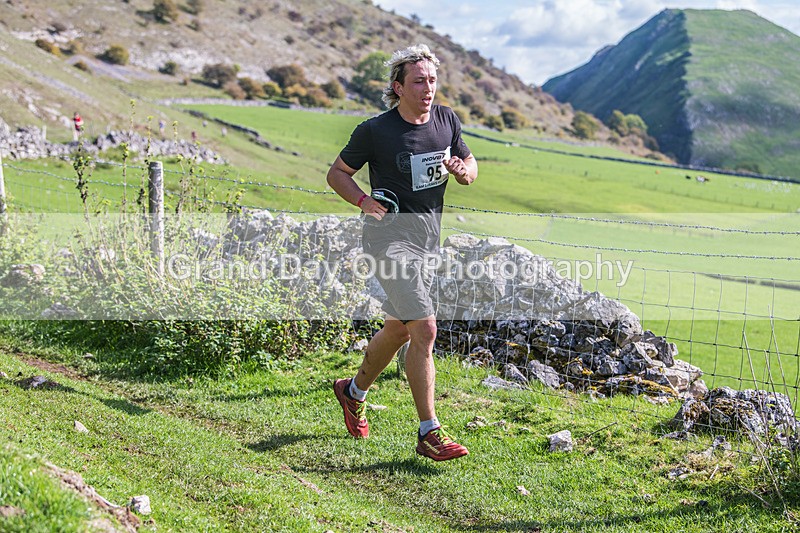 Ilam-700 - Ilam Three Peaks Fell Race (Limestone Series) Sunday 28th September 2025