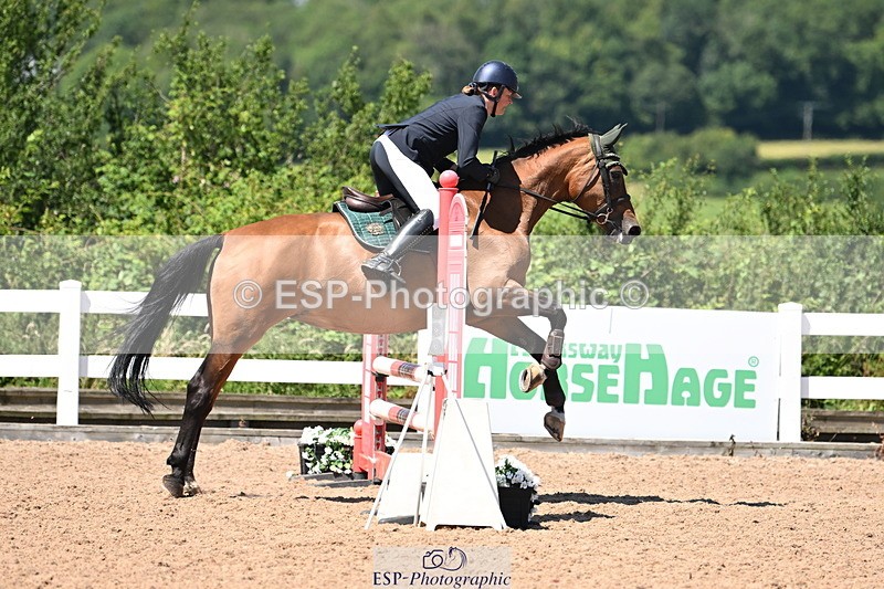 240728A-122201-08504 - Cls 32 85cm Amateur Qualifier