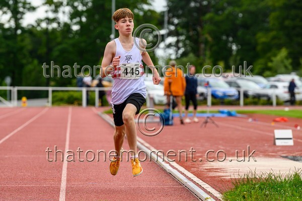 ComMast25-912705 - Track Male Set Two