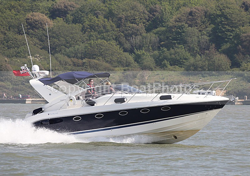 140517 TRACTED FAIRLINE TARGA 40 WT7A1280 - Motorboats - Open