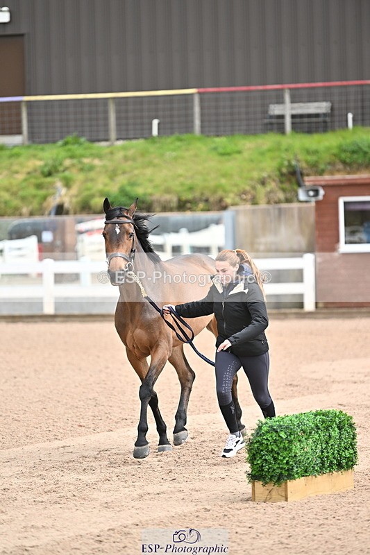 240417A-120733-00077 - 12pm to 1pm