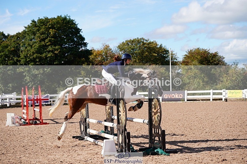 250921-113250-02723 - Cls 21+22 Club and Schools 70cm