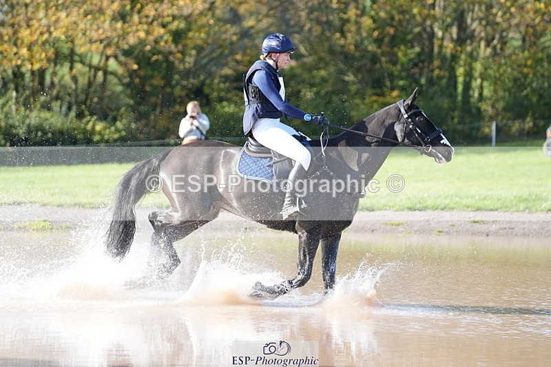 251024A-125416-10858 - B-144-Annabel.Carthy