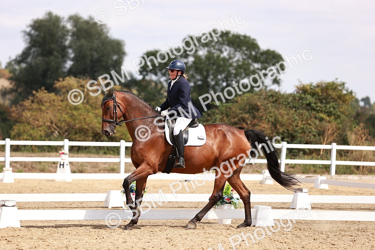 SBM_018519 - Class 17 - Novice 6