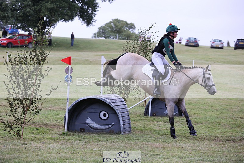 240825X-164643-37822 - 80cm XC 16.30 to 17.30