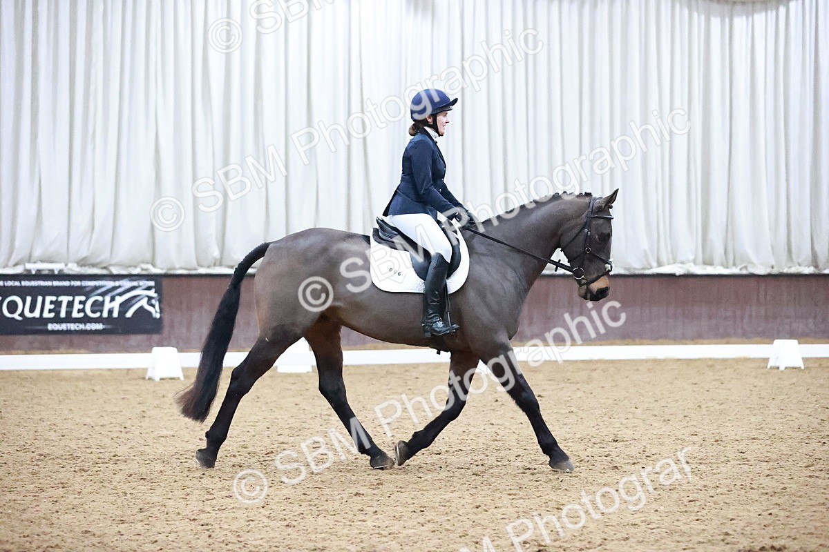 SBM_001734 - Class 9 - Novice 4
