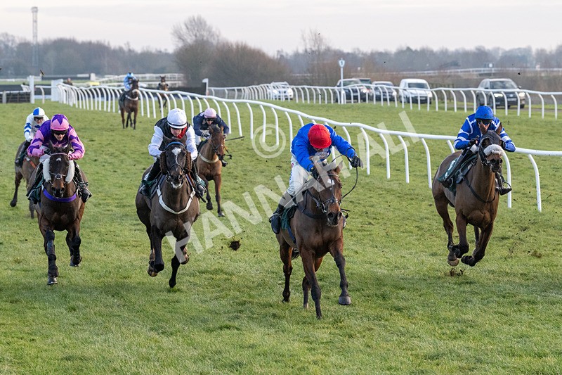 220125-Race 4-Komedy Kicks-3304 - Race 4