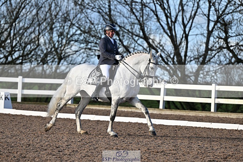 241214-135146-02617 - 102-PAULA.LEE-Deseado.Santo