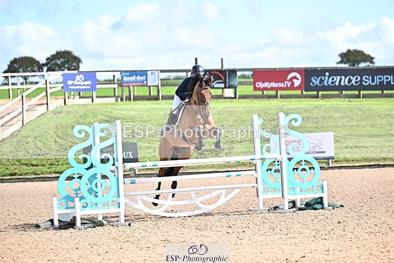 250924-120914-00185 - Cls 3 Snr 1.05m Open