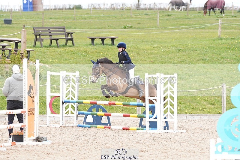 250414-132512-00929 - 80cm Round 2