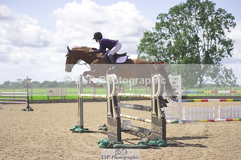 230806A-124012-02037 - Cls 14 Snr Foxhunter & 1.20m Open