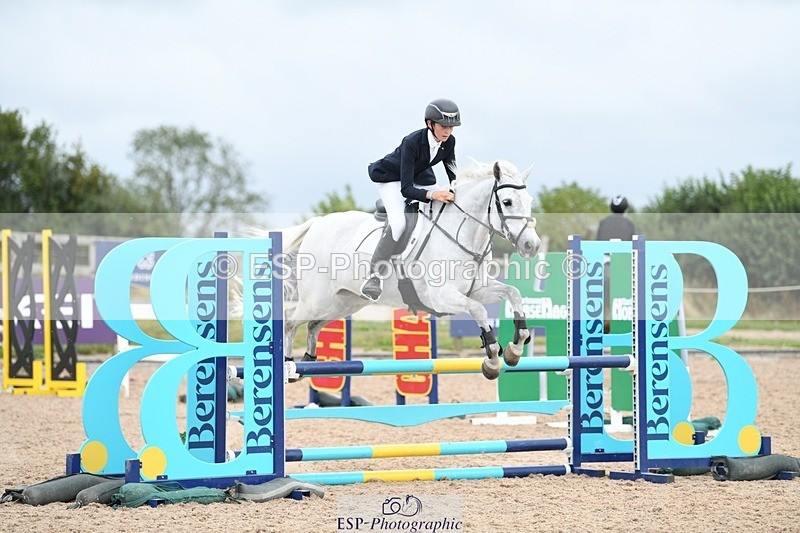 250807-135308-01398 - 90cm Round 2