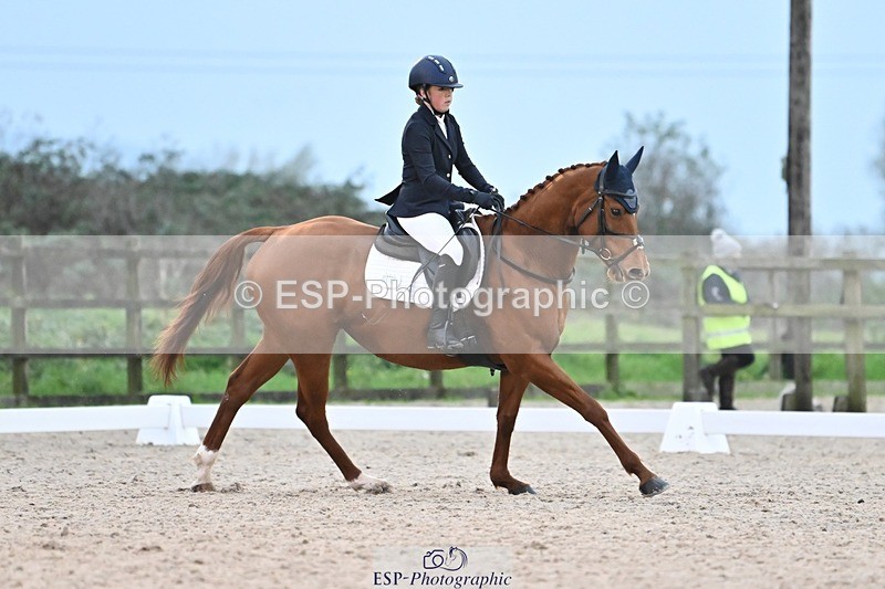 241103-161809-03312 - Novice 1 - 16.18 to 17.50