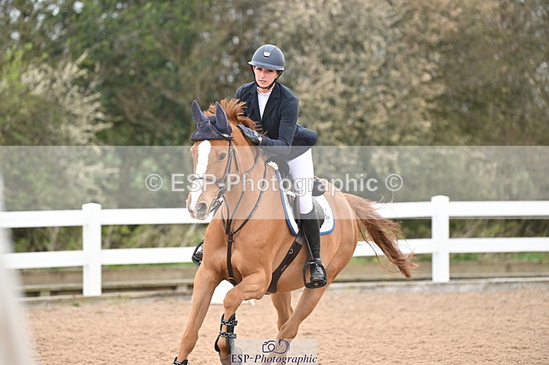 240406A-162921-04400 - Cls 18 National 1.40m Open