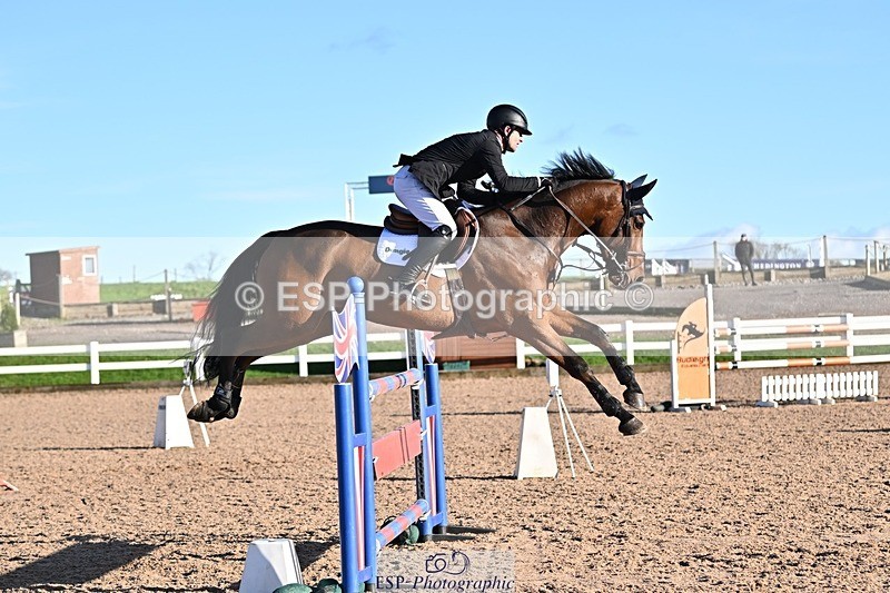 241120X-133427-00548 - Cls 05A&B Snr Fox & 120 Open