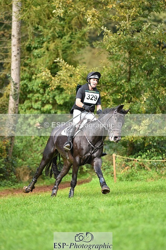 231022-134506-28907 - 329-RINGFORT.REVE.DU.MOULIN-Andrew.Downes-XC