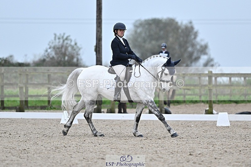 241103-144512-02620 - Novice 1 - 14.44 to 16.08