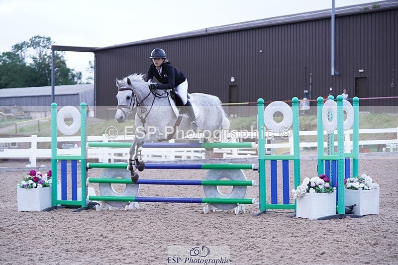 250628-205200-08679 - Cls 26 Pony Foxhunter & 1.10m Open