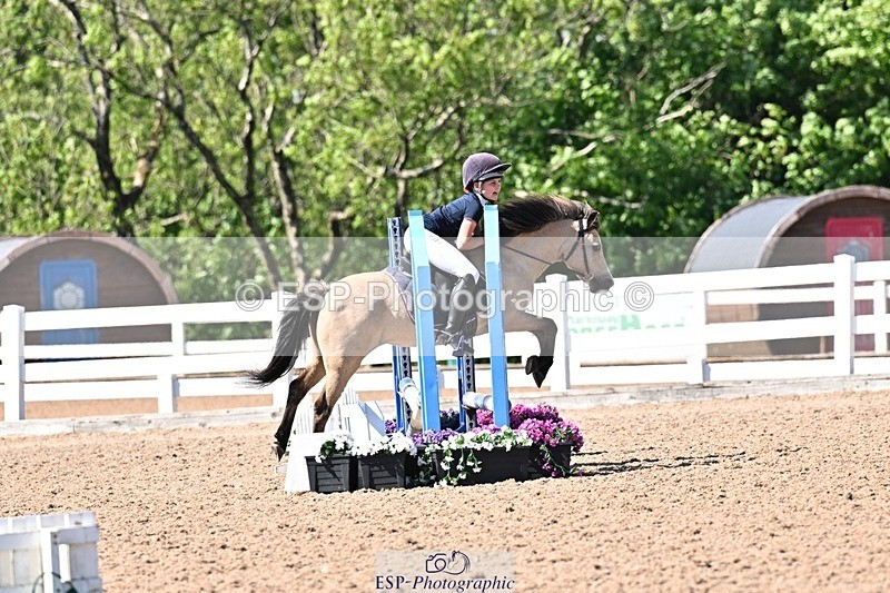 250513-154805-00058 - Clr Rnd & 60cm