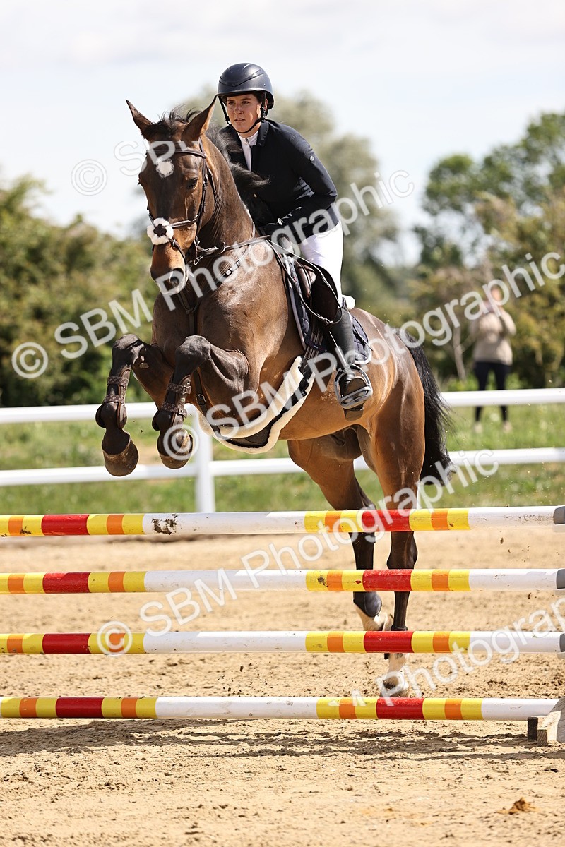 SBM_002212 - Class 9 - Senior British Novice - 90cm