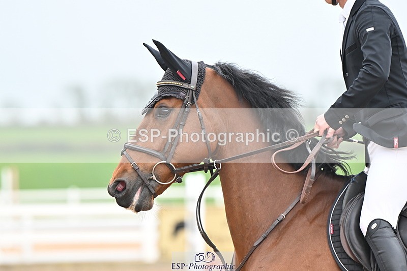 240406A-153501-04164 - Cls 17 National 1.30m Open