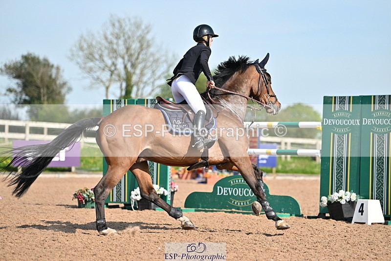 240510A-164631-09275 - Cls 24 National 1.40m Open