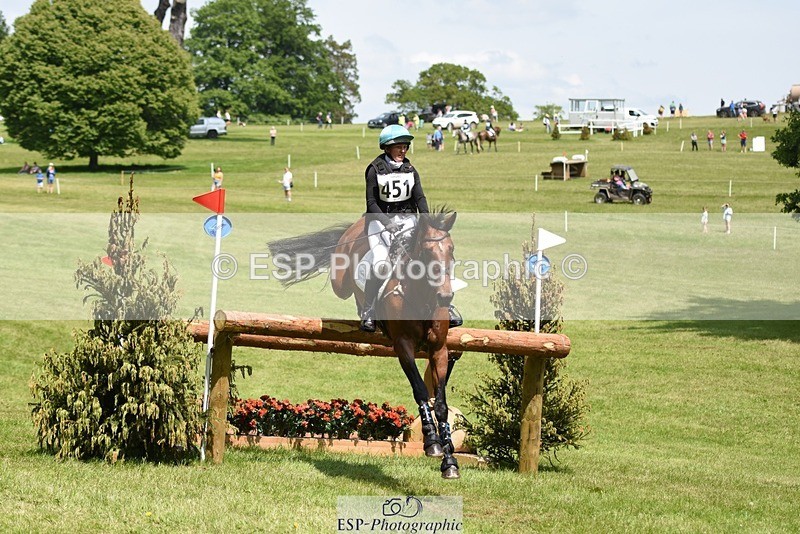 230528-132742-17551 - 451-COOLEY_SNAPCHAT-Selina_Milnes-XC