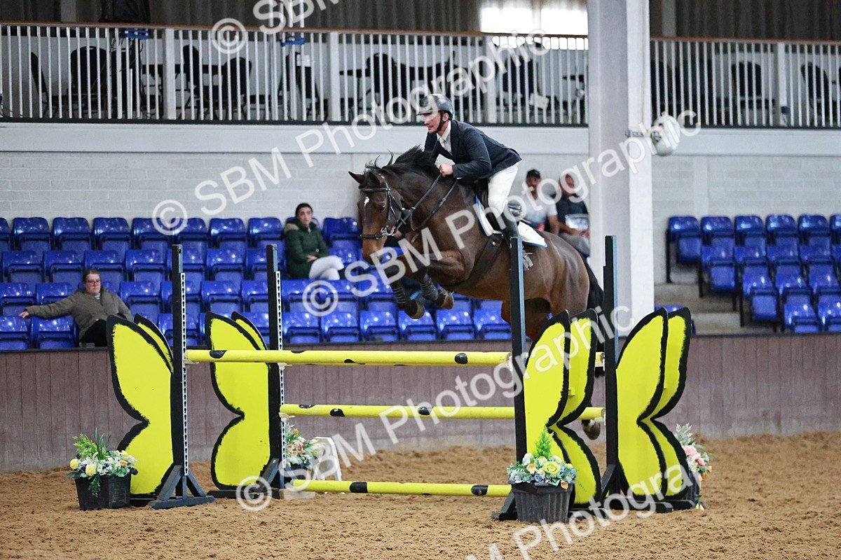 SBM_001814 - Class 5 - Senior Foxhunter 1.20m