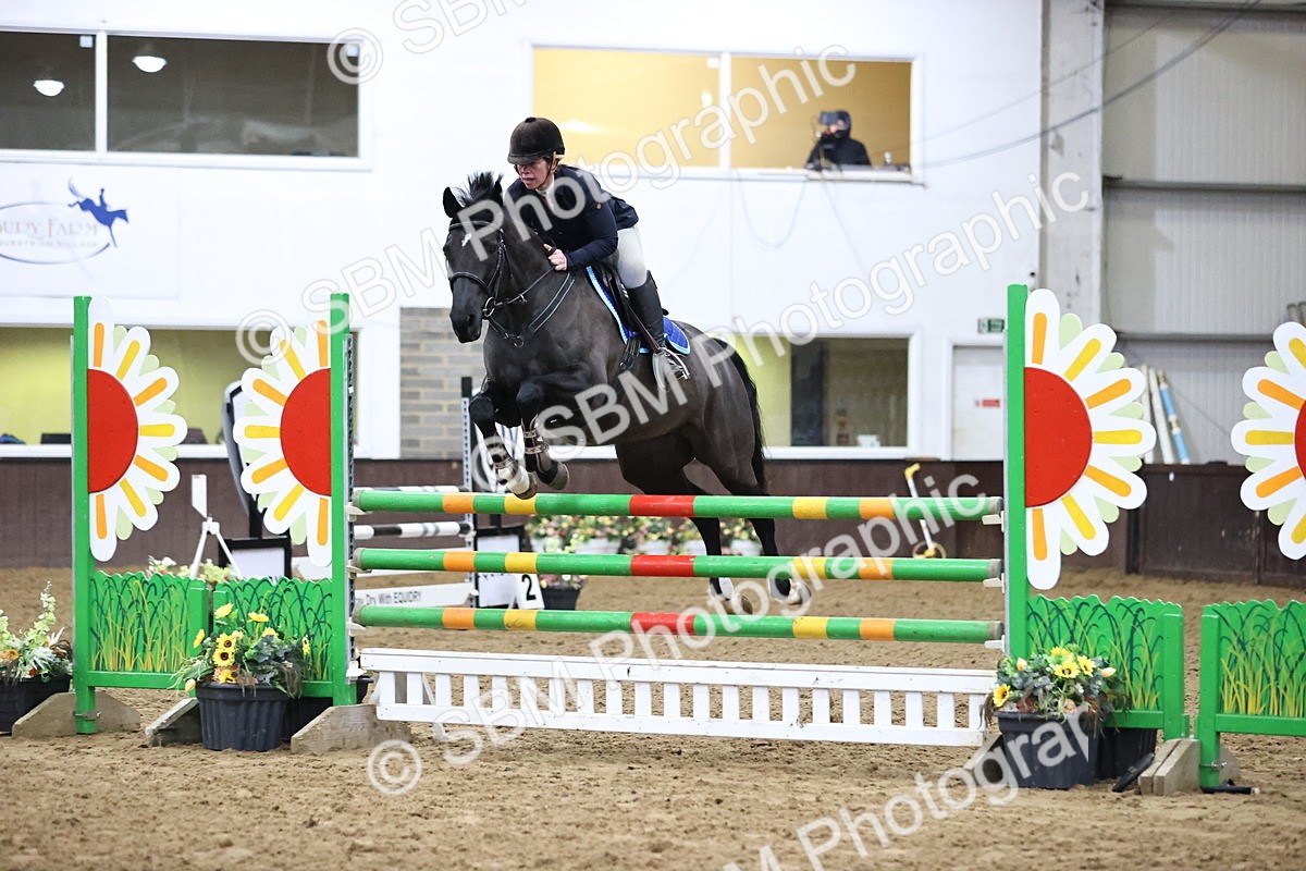 SBM_2482 - Class 9 - Senior Newcomers/ 1.10m Open