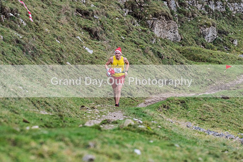 Litton-275 - Litton Christmas Cracker Fell Race (Limestone Series) Sunday 14th December 2025