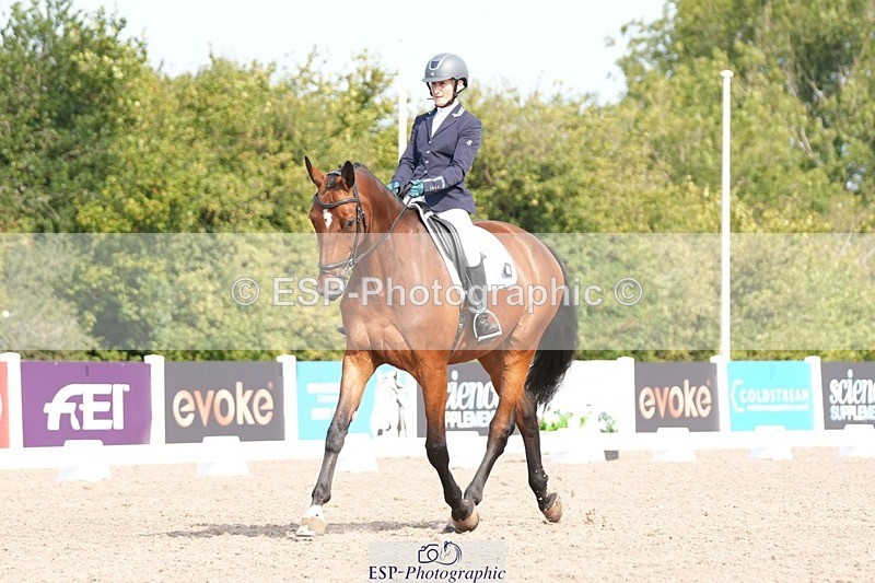 250817-104441-08164 - 107-Jo.RetallackDelgardo.Z