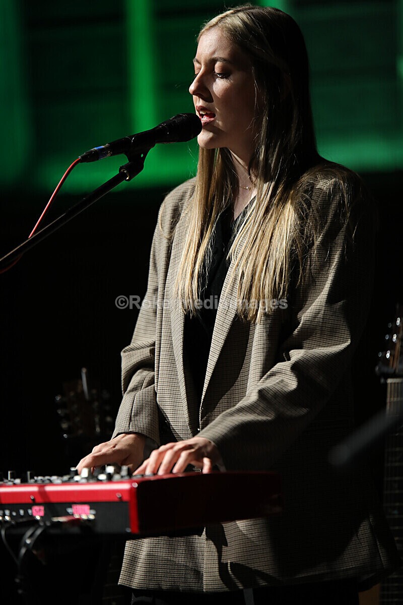 FOLK N BLUES-691 - FOLK and BLUES SEPT 2022