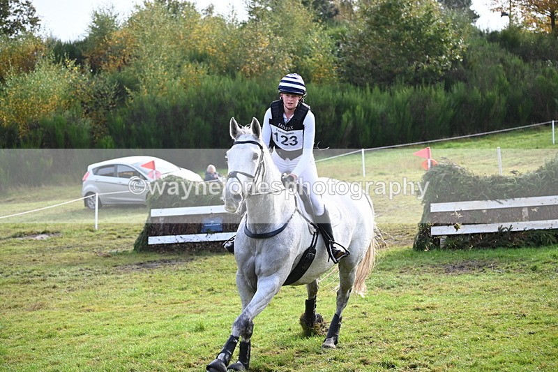 WJ6_2084 - 80cm Cam 1 Time 10:47 to 11:22