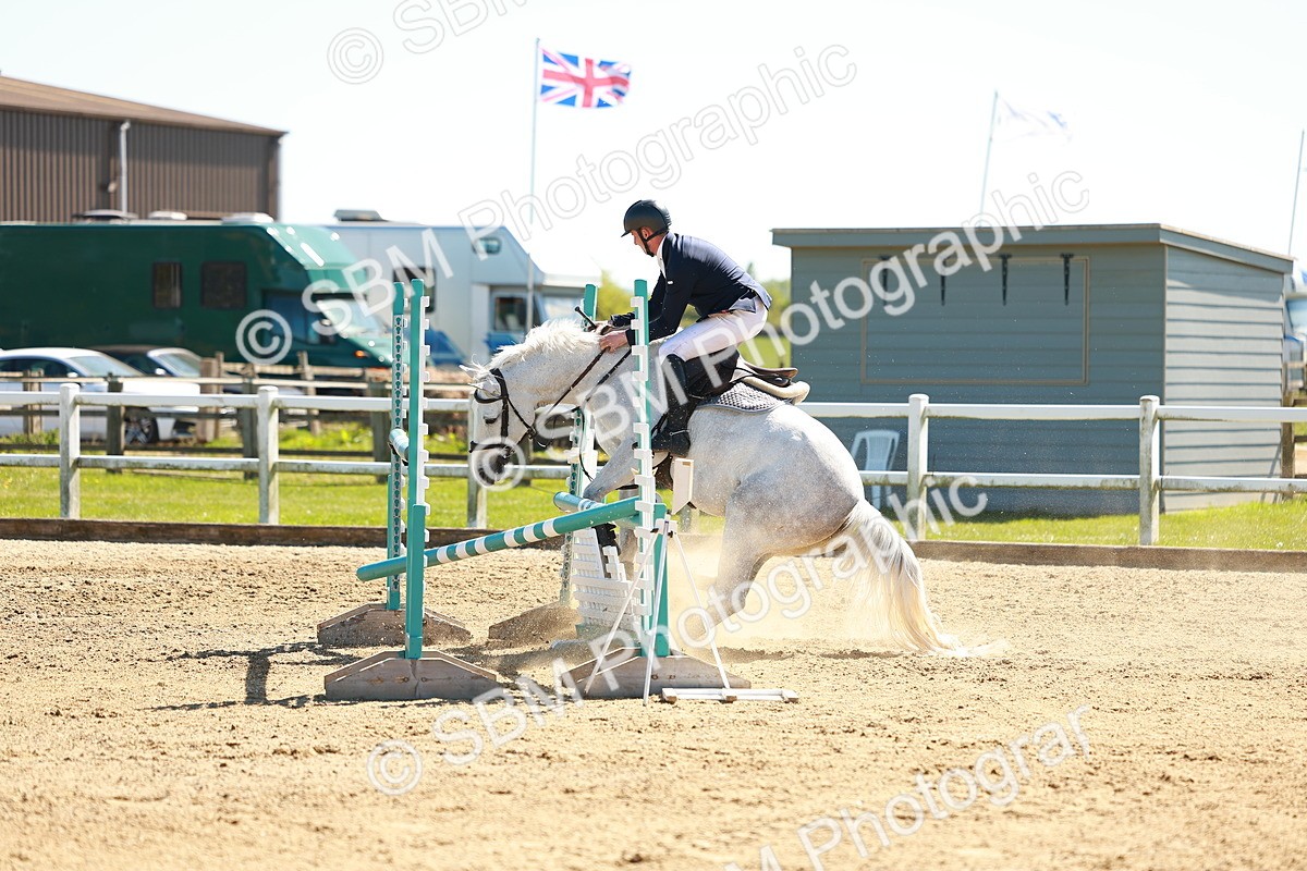 SBM_001672 - Class 5 - Senior Foxhunter - 1.20m