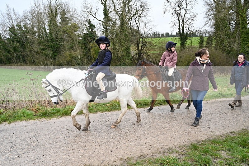 WJ7_9592 - Walk out..