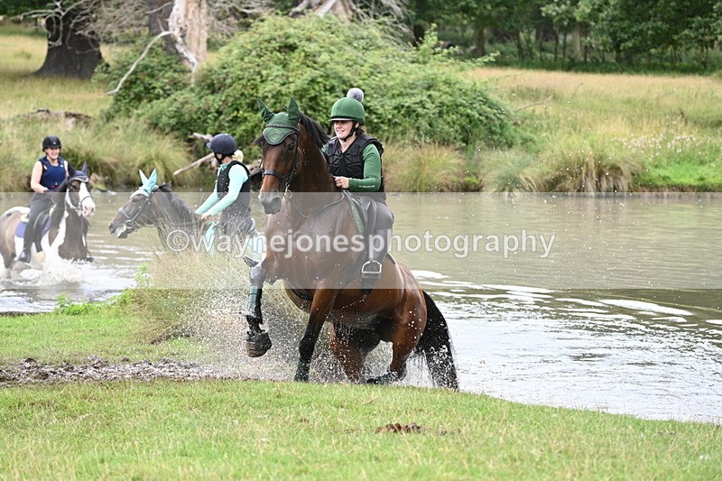 WJ7_3932 - Time at Water 12:52 to 13:22