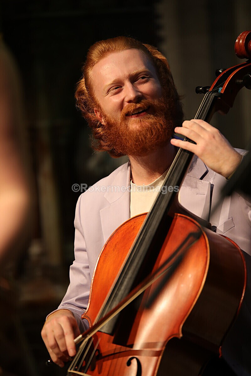 FOLK N BLUES-490 - FOLK and BLUES SEPT 2022