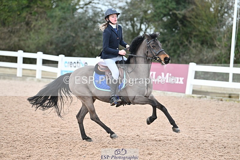 240128A-093936-00056 - Cls 1 Pony Intro 70cm